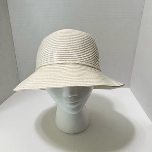 Augusta cream white summer hat NWOT